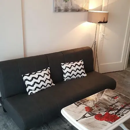 Stella Apartment *